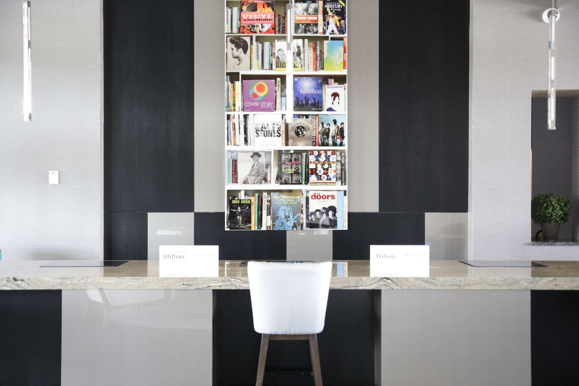 The Rewind West Des Moines, Tapestry Collection By Hilton Exterior foto